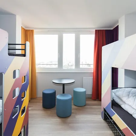 Hostel A&O Prague Rhea Exteriér fotografie