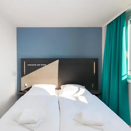 Hostel A&O Prague Rhea Exteriér fotografie