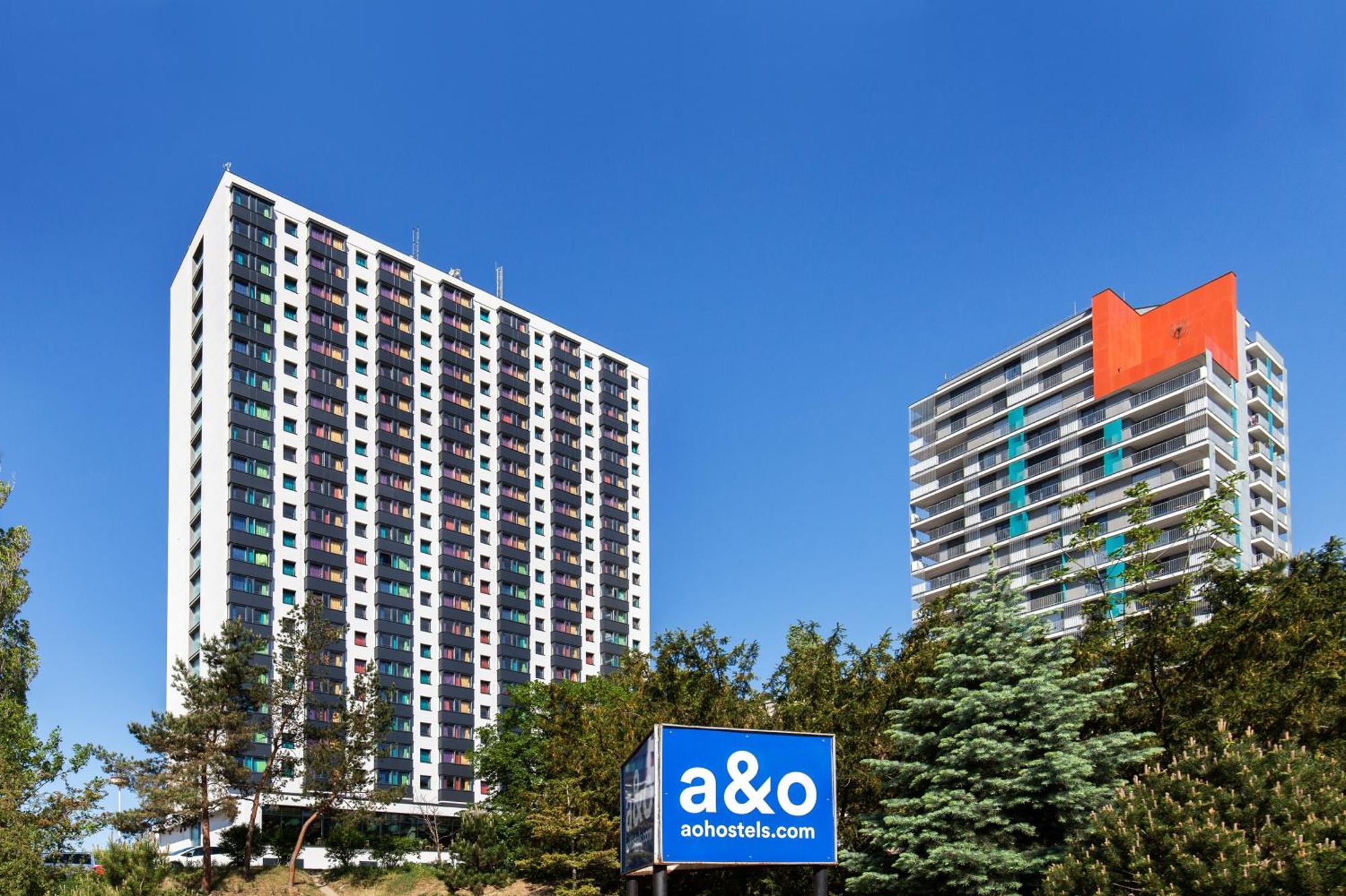 A&o Rhea Hostel *